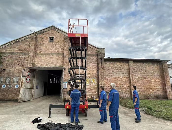 哪些因素會(huì)影響高空作業(yè)平臺(tái)穩(wěn)定性